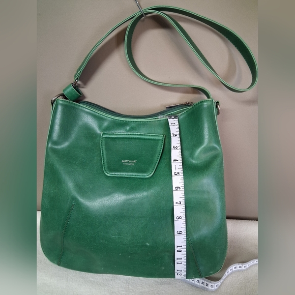 Matt & Nat Green Crossbody Shoulder Bag - Picture 3 of 8